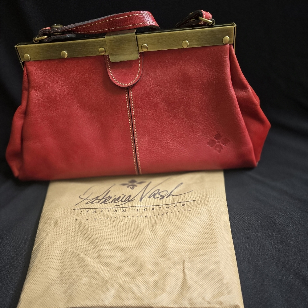 NWOT VintagePatricia Ferrara Frame Italian leather Satchel (comes with dust bag)